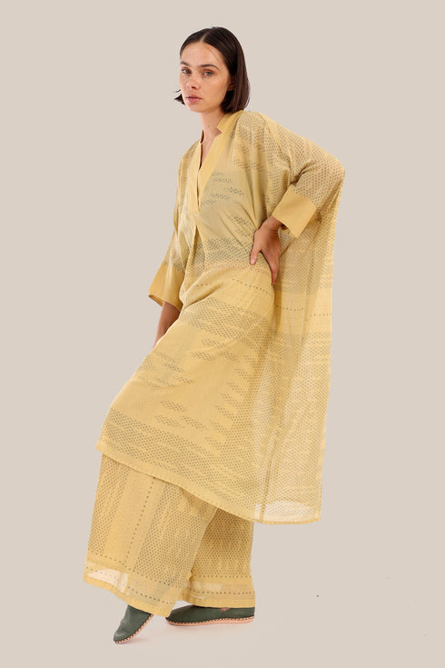 Embroidered oversized kaftan dress with V neckline